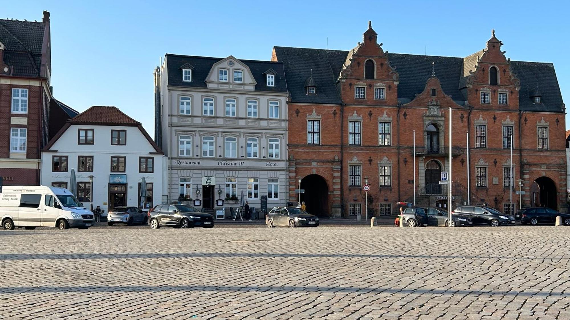 Hotel & Restaurant Christian IV Glückstadt エクステリア 写真